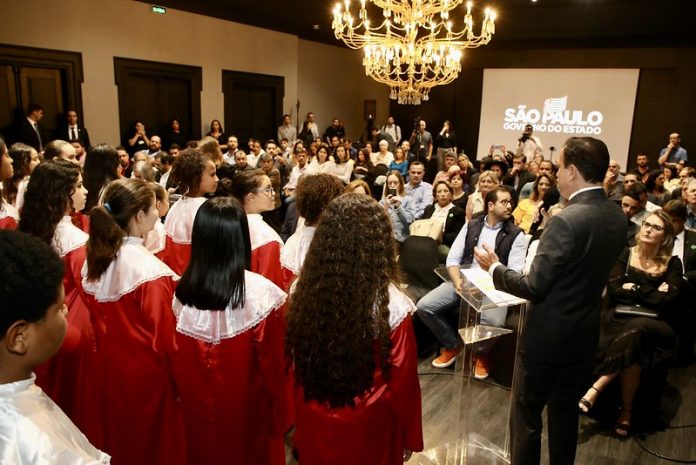 49243602493_df2fea9d08_c