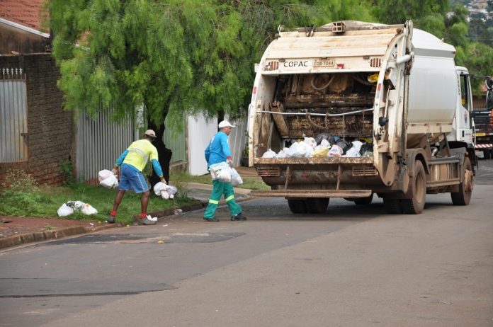 21496_20999_coleta_de_lixo_domiciliar