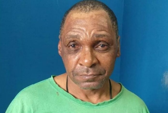 32ea7b51-b733-4898-bed2-27b77e9d8e4c