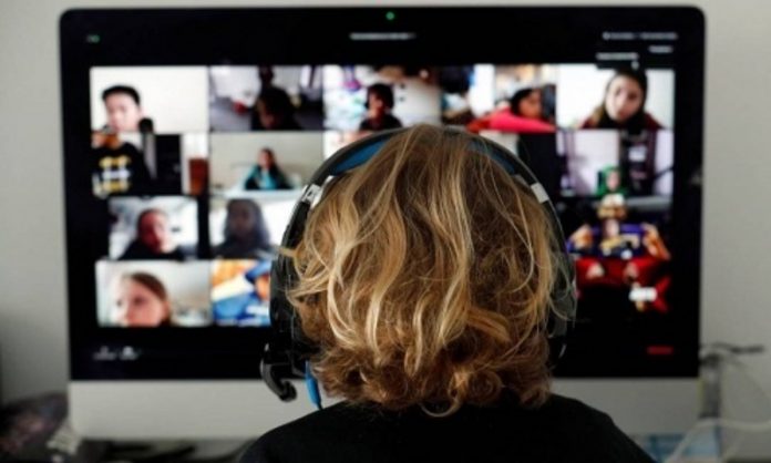 reuniao-online-Foto-ALBERT-GEA-REUTERS