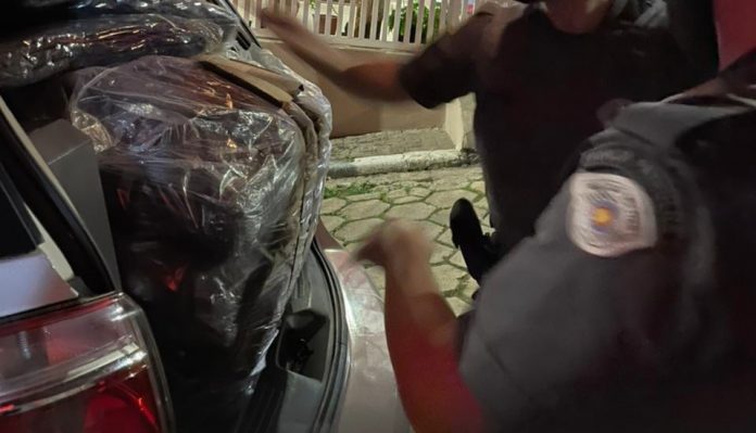 1f50ae_6e7079d9a6504bff8b268adecd090a04_mv2