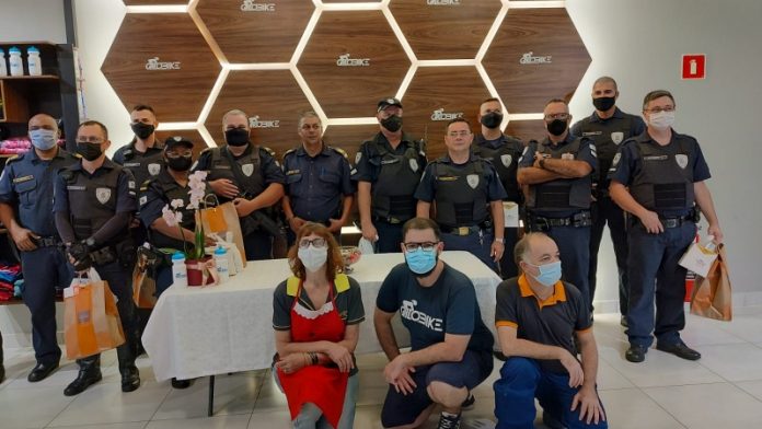 e994db1a-03be-40c0-8fbd-a37f70de2e9b