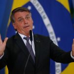 Presidente Jair Bolsonaro aciona Ministério Público Eleitoral e TSE contra institutos de pesquisa